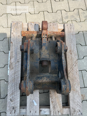 Cat Schnellwechsler CW10 - Quick coupler for Construction machinery: picture 2 Cat Schnellwechsler CW10 - Quick coupler for Construction machinery: picture 2