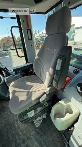 Wheel loader Hitachi ZW250-6: picture 6