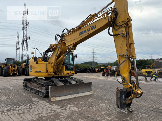Komatsu PC228 - Crawler excavator: picture 1 Komatsu PC228 - Crawler excavator: picture 1