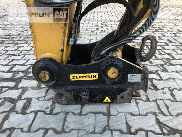 Oil-Quick OQ65 - Quick coupler for Construction machinery: picture 2 Oil-Quick OQ65 - Quick coupler for Construction machinery: picture 2