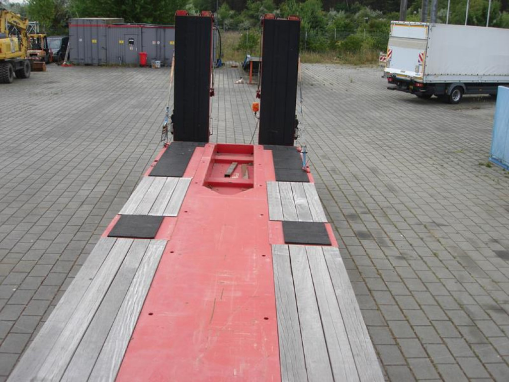 GOLDHOFER Satteltieflader STN-L 3 (245) RM Tiefladerauflieger - Low loader semi-trailer: picture 5 GOLDHOFER Satteltieflader STN-L 3 (245) RM Tiefladerauflieger - Low loader semi-trailer: picture 5