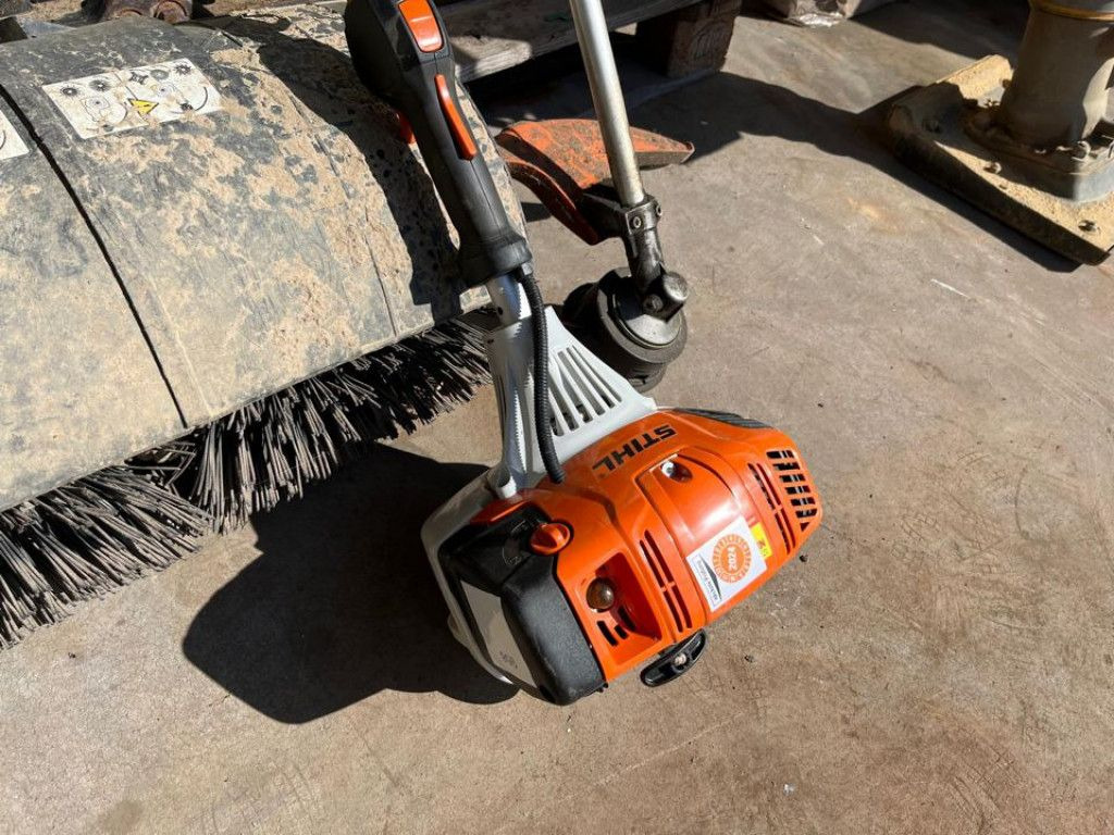 Kombimotor KM 131/R Kleinteile - Garden equipment: picture 3 Kombimotor KM 131/R Kleinteile - Garden equipment: picture 3