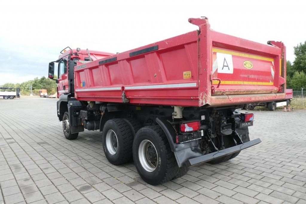 MAN TG-S 26.440 6x6 3-Achs Allradkipper Meiller - Tipper: picture 3 MAN TG-S 26.440 6x6 3-Achs Allradkipper Meiller - Tipper: picture 3