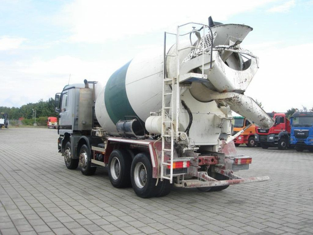 Mercedes-Benz Actros 3235 B 8x4 Betonmischer Stetter 9m³ -Deut - Concrete mixer truck: picture 4 Mercedes-Benz Actros 3235 B 8x4 Betonmischer Stetter 9m³ -Deut - Concrete mixer truck: picture 4