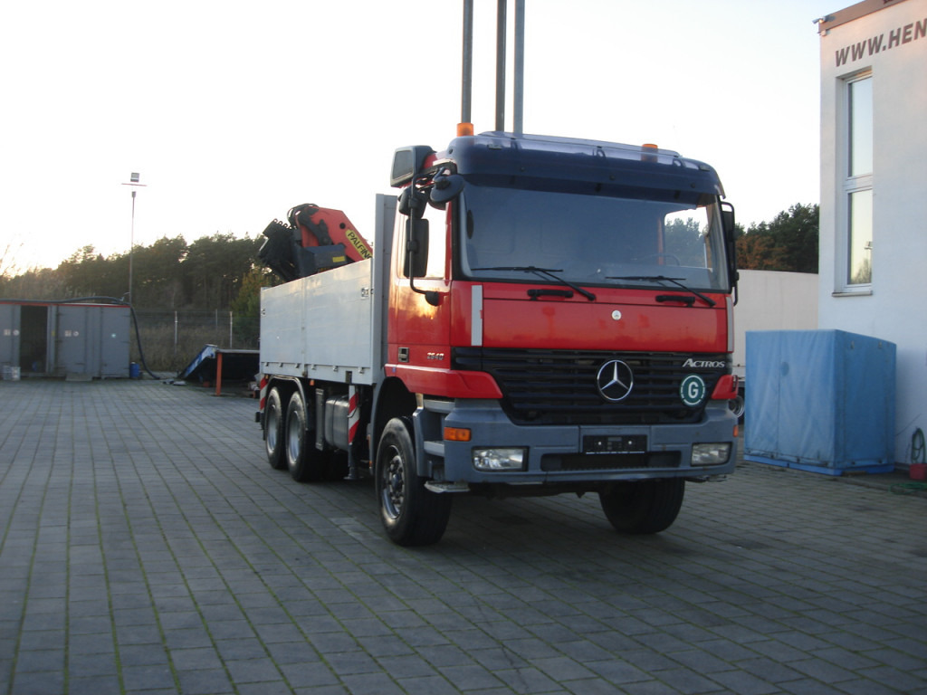 Mercedes-Benz Actros Pritsche Heckkran 2640 6x4 PK 27.000 Kran - Dropside/ Flatbed truck, Crane truck: picture 3 Mercedes-Benz Actros Pritsche Heckkran 2640 6x4 PK 27.000 Kran - Dropside/ Flatbed truck, Crane truck: picture 3