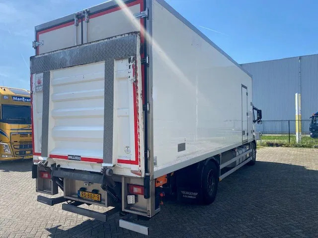 Volvo FM 330 2 temp koelvriesbak , 760 lang, 2 comp, carrier koeler, D"hollandia klep - Refrigerator truck: picture 3 Volvo FM 330 2 temp koelvriesbak , 760 lang, 2 comp, carrier koeler, D"hollandia klep - Refrigerator truck: picture 3