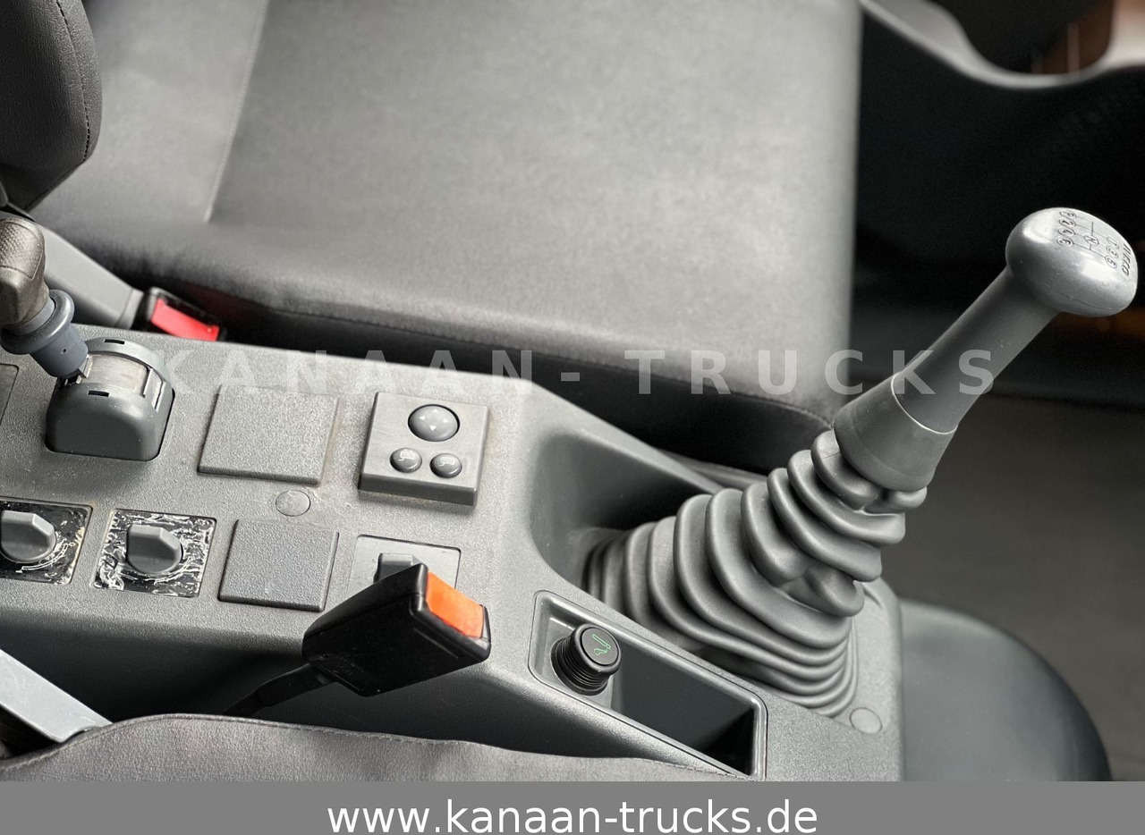 Curtainsider truck Iveco 140 E240  Eurocargo 4x4 Miltär Camper Expedition: picture 19