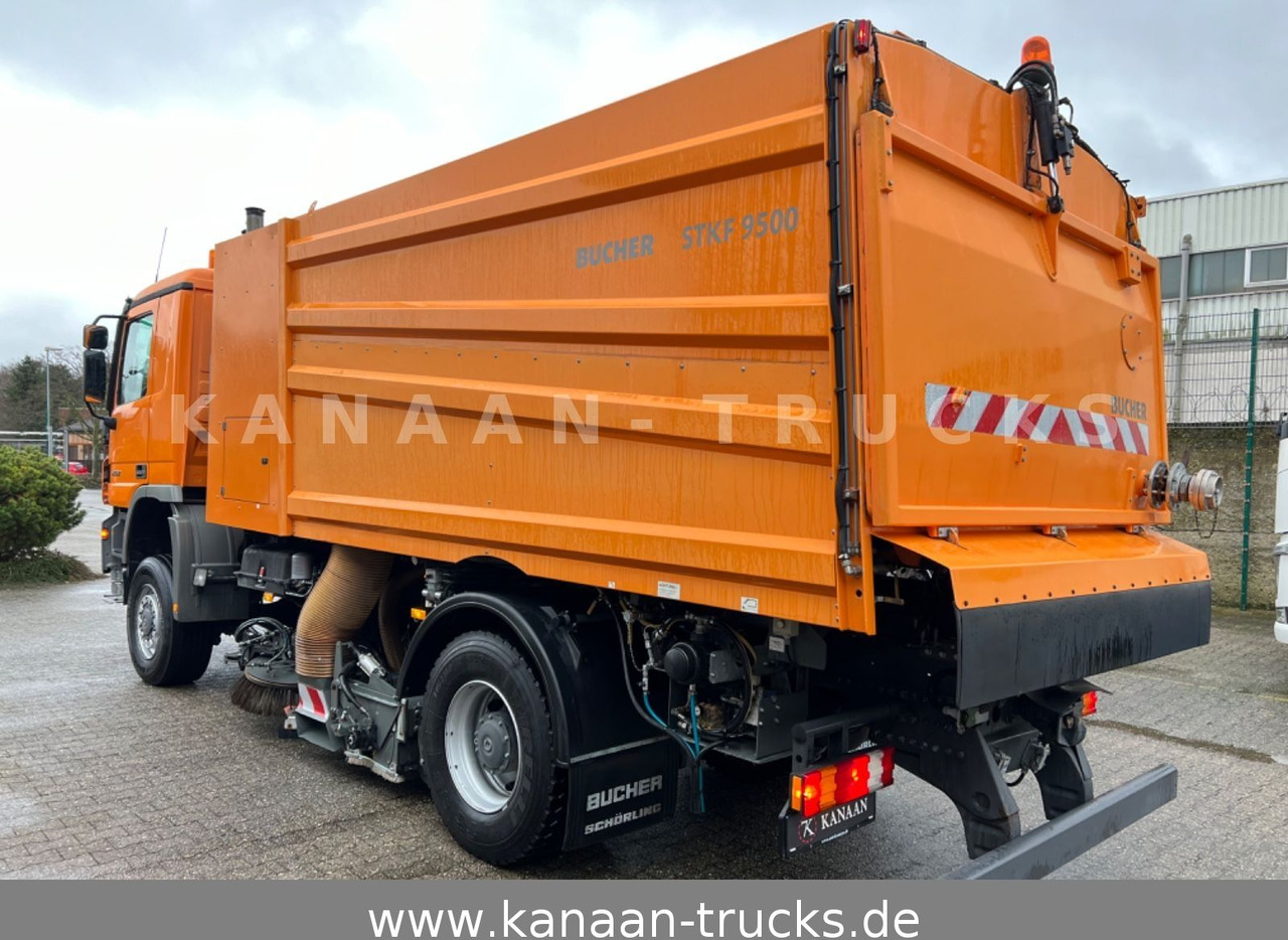 Mercedes-Benz 2032 Actros 4x4 Bucher STKF 9500  AIRPORT  KLIMA - Road sweeper: picture 4 Mercedes-Benz 2032 Actros 4x4 Bucher STKF 9500  AIRPORT  KLIMA - Road sweeper: picture 4