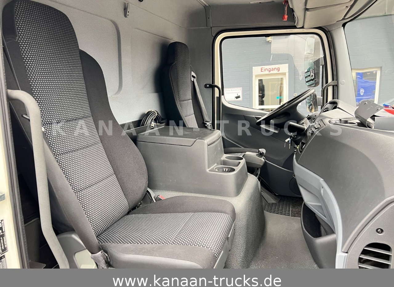 Refrigerated van Mercedes-Benz 816 Atego Tiefkühlkoffer Carrier LBW: picture 19