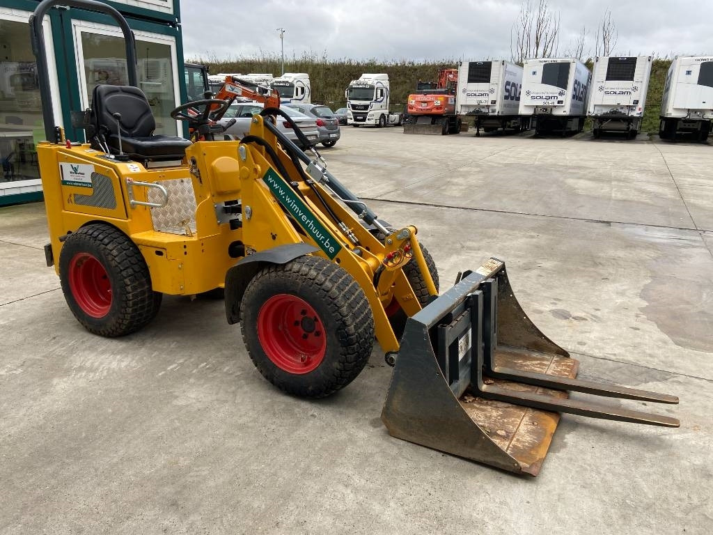 Knikmops KM 130 - Compact loader: picture 4 Knikmops KM 130 - Compact loader: picture 4