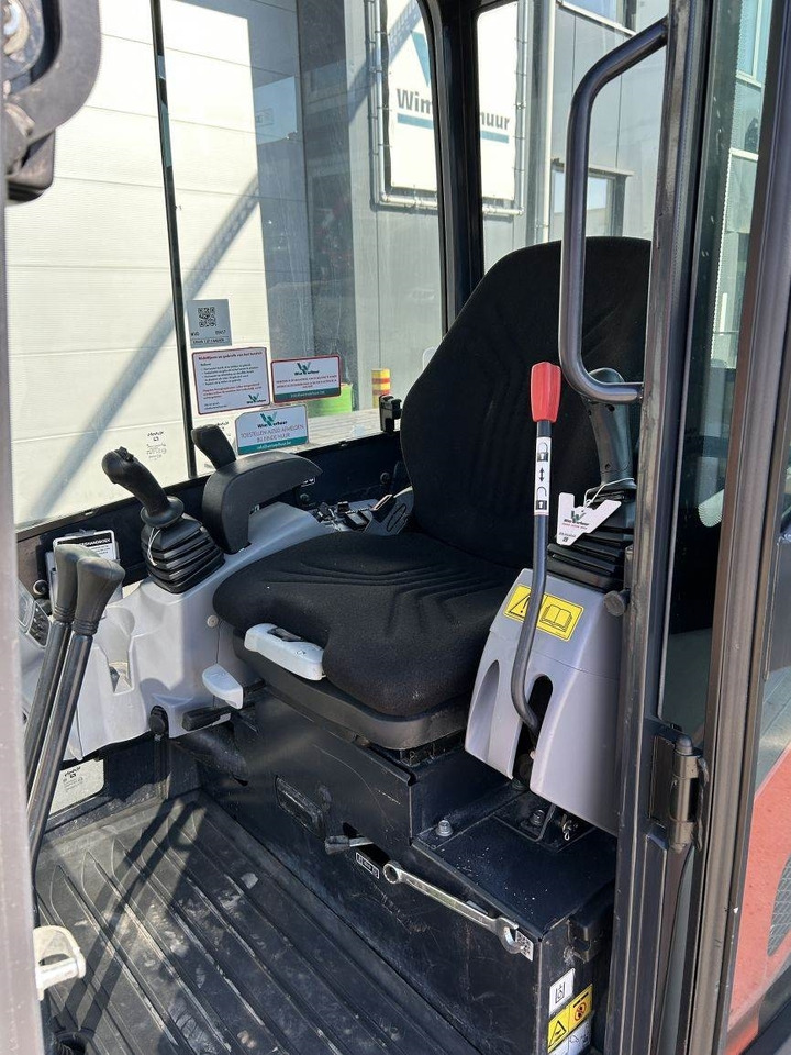 Mini excavator Kubota KX019-4 HI (9417): picture 13