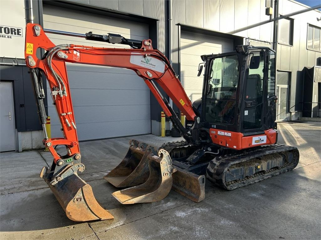 Kubota U50-5 (8596)  - Mini excavator: picture 2 Kubota U50-5 (8596)  - Mini excavator: picture 2