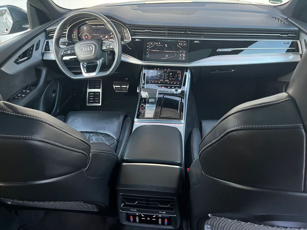 Audi Q8 50 TDI quattro tiptronic 22 Zoll*3xSline*Pano Audi Q8 50 TDI quattro tiptronic 22 Zoll*3xSline*Pano - SUV: picture 3 Audi Q8 50 TDI quattro tiptronic 22 Zoll*3xSline*Pano Audi Q8 50 TDI quattro tiptronic 22 Zoll*3xSline*Pano - SUV: picture 3
