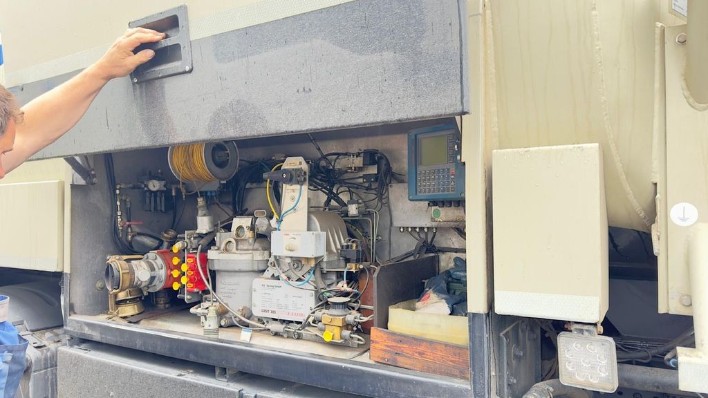 Leasing of MAN TGS 18.440 4X2 BL A3 (Oben+Untenbefüllung)  MAN TGS 18.440 4X2 BL A3 (Oben+Untenbefüllung): picture 10