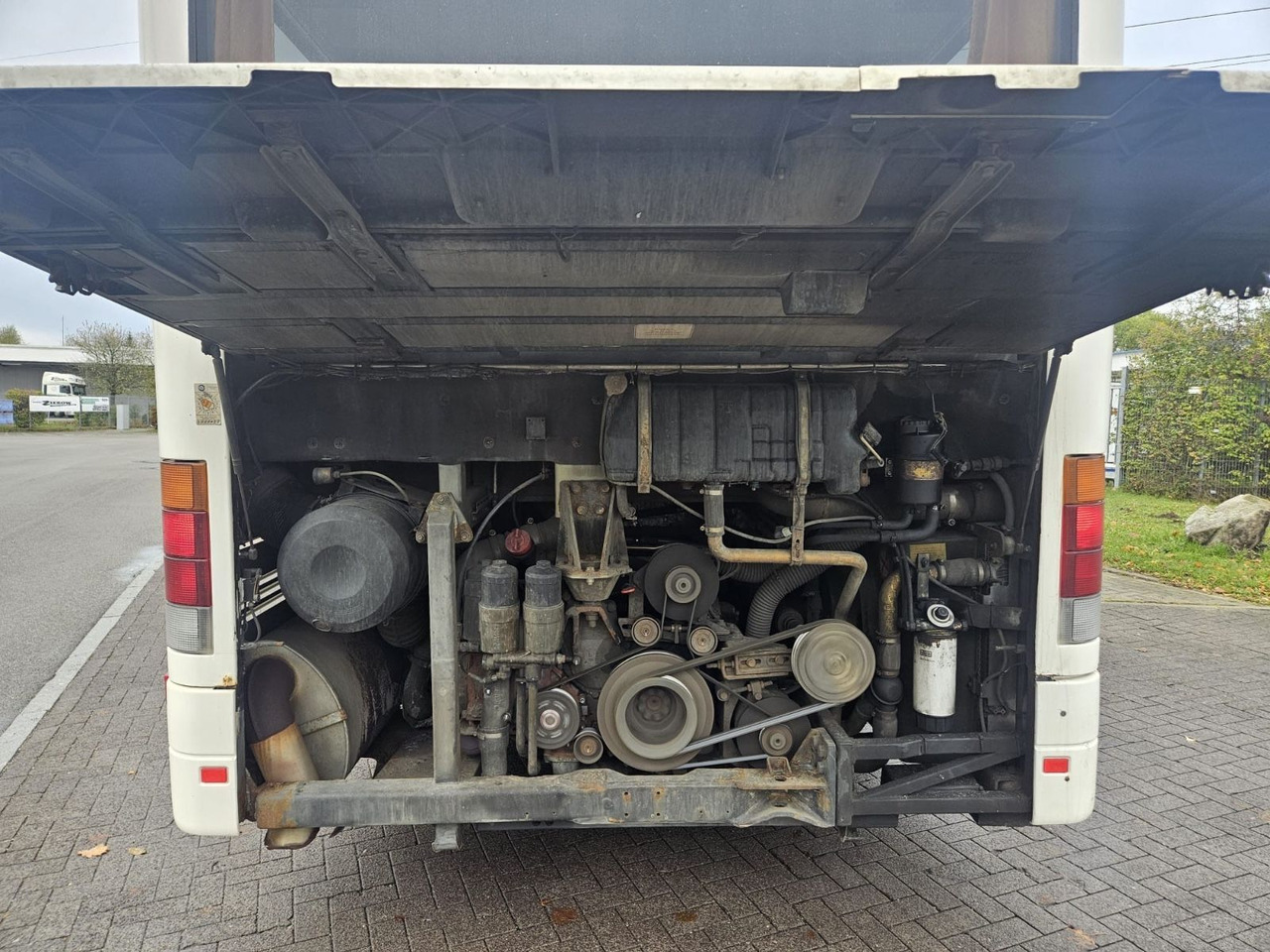 Setra S 317 UL (66 Sitze*Schalt*TOP) - Suburban bus: picture 3 Setra S 317 UL (66 Sitze*Schalt*TOP) - Suburban bus: picture 3