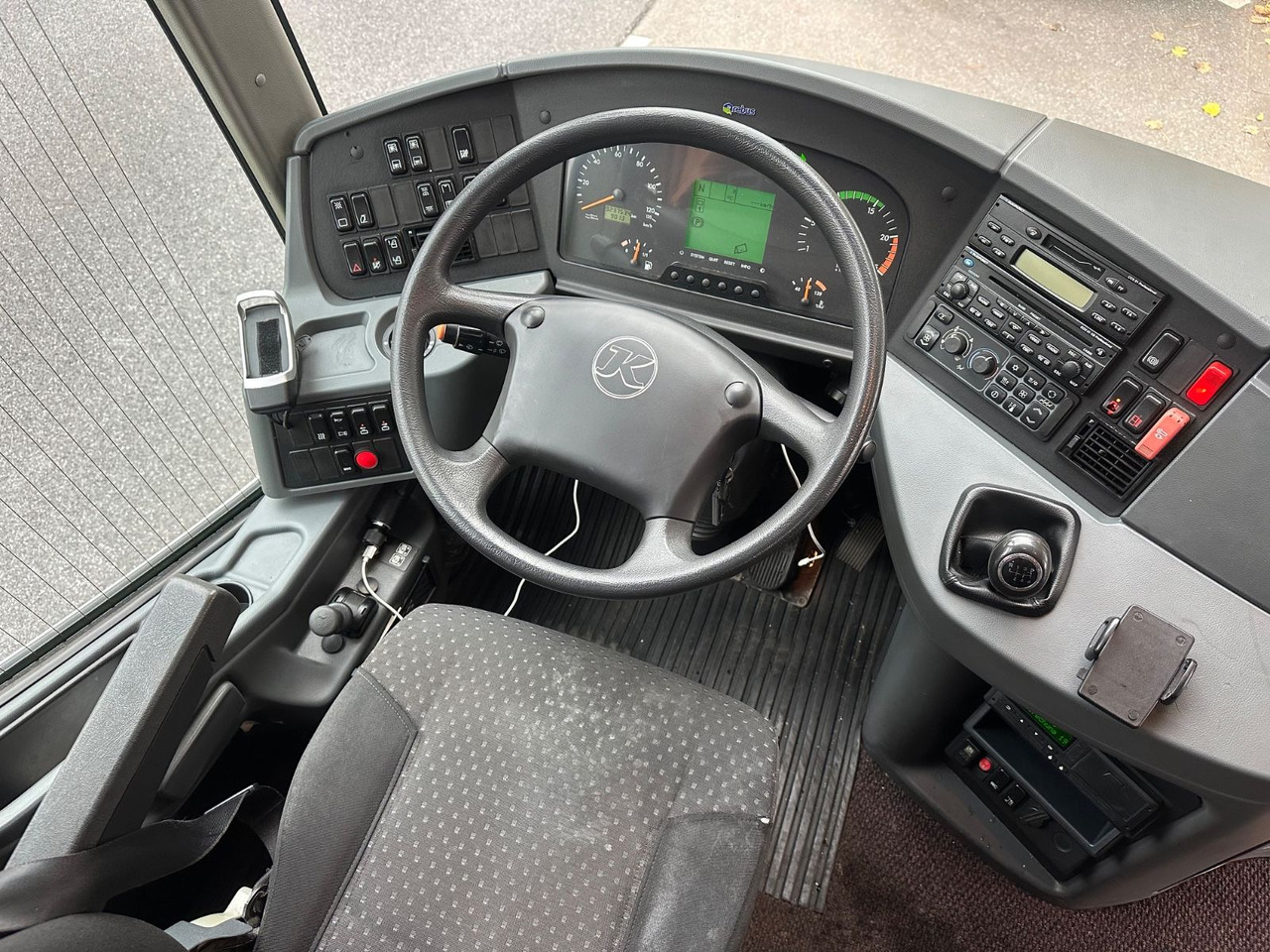 Setra S 415 GT (original Euro 4*Küche*WC) - Coach: picture 5 Setra S 415 GT (original Euro 4*Küche*WC) - Coach: picture 5