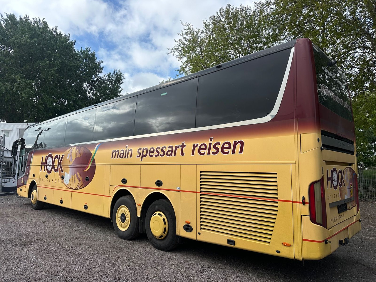 Vanhool TX17 Astron (TOP*57 Sitze) 417 HDH/ 517 HDH - Coach: picture 2 Vanhool TX17 Astron (TOP*57 Sitze) 417 HDH/ 517 HDH - Coach: picture 2