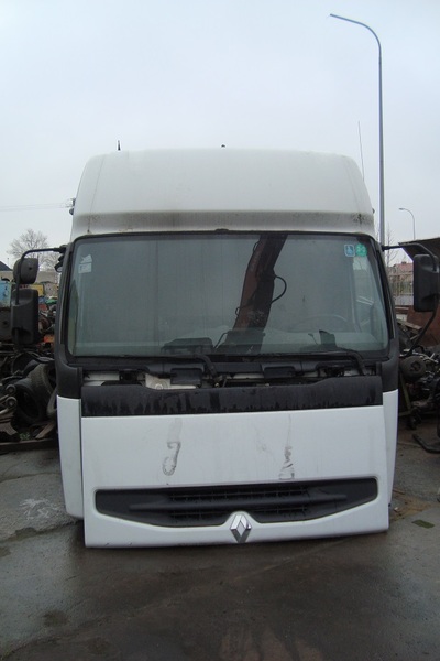 RENAULT PREMIUM DCI - Cab: picture 2 RENAULT PREMIUM DCI - Cab: picture 2