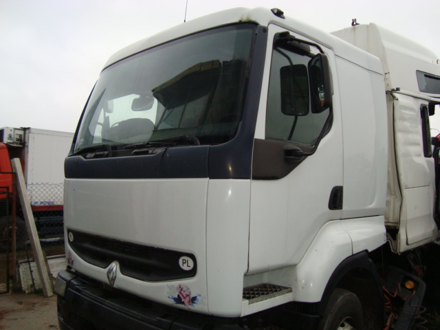 RENAULT PREMIUM DCI - Cab: picture 4 RENAULT PREMIUM DCI - Cab: picture 4